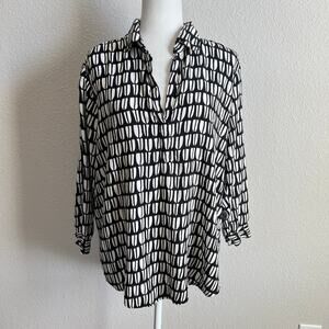 Rock Flower Paper 3/4 Sleeve V-neck Tunic Top Women's S Relaxed All Over Print